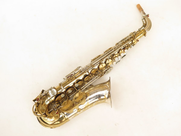 Saxophone alto King Super 20 Silversonic verni gravé (16)