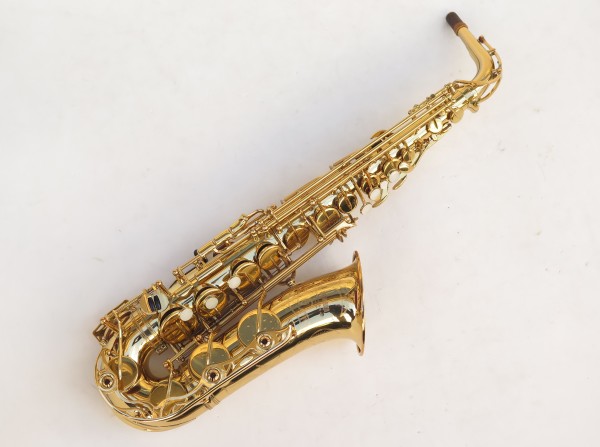 Saxophone alto Yamaha YAS 62 verni gravé (10)