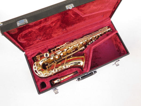 Saxophone alto Yamaha YAS 62 verni gravé (9)