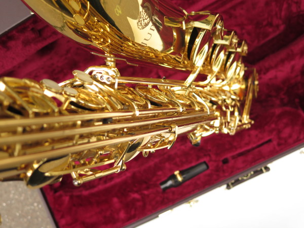 Saxophone baryton Jupiter JBS1000 verni (5)