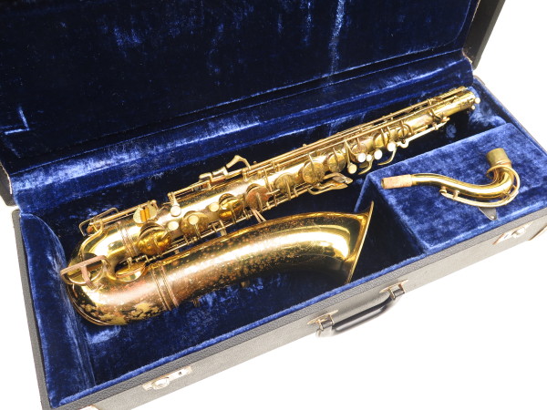 Saxophone ténor Buescher Big B verni gravé (10)