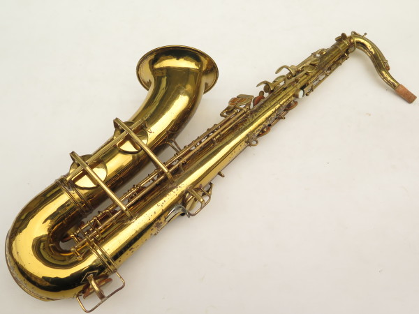 Saxophone ténor Buescher Big B verni gravé (12)