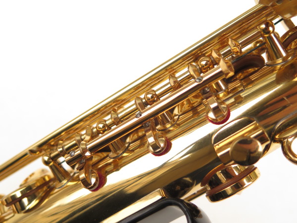 Saxophone soprano Yamaha YSS 675 verni gravé bocal courbe démontable (14)