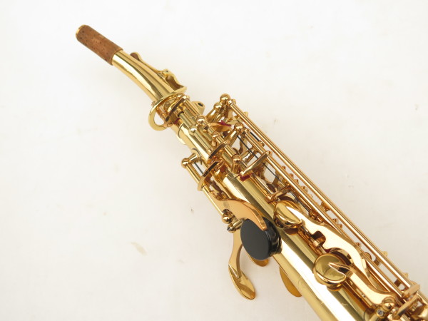 Saxophone soprano Yamaha YSS 675 verni gravé bocal courbe démontable (7)