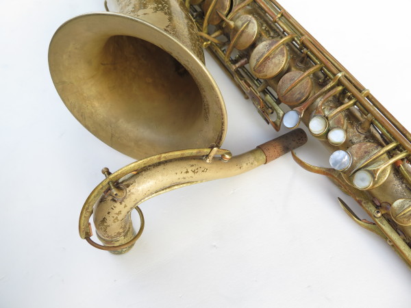 Saxophone ténor Conn transitionnel verni (10)