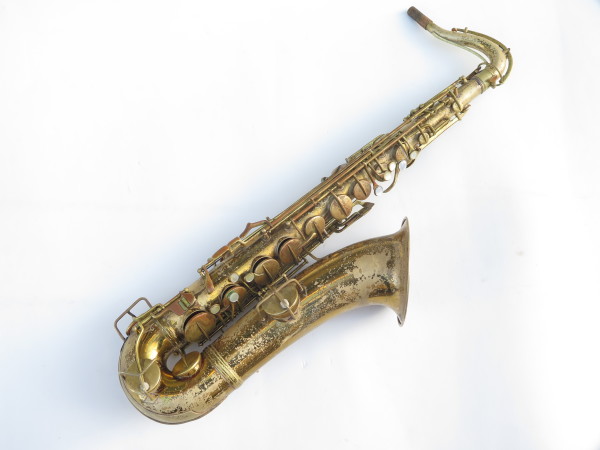 Saxophone ténor Conn transitionnel verni (13)