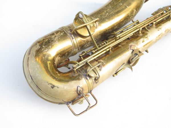 Saxophone ténor Conn transitionnel verni (15)