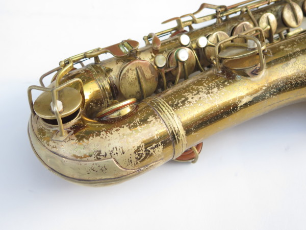 Saxophone ténor Conn transitionnel verni (16)