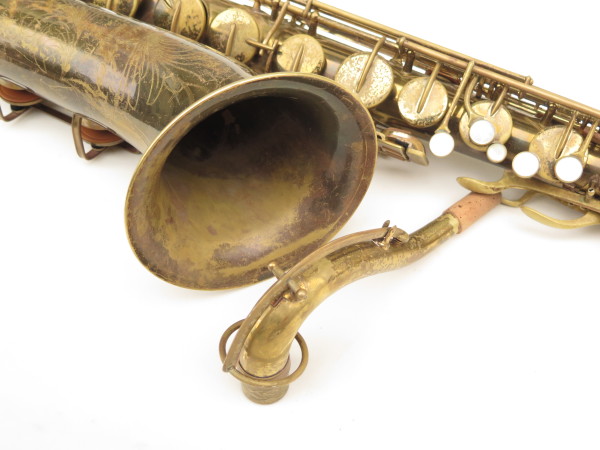 Saxophone ténor Buescher Aristocrat verni gravé (11)