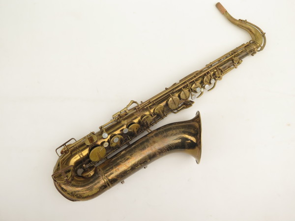 Saxophone ténor Buescher Aristocrat verni gravé (13)