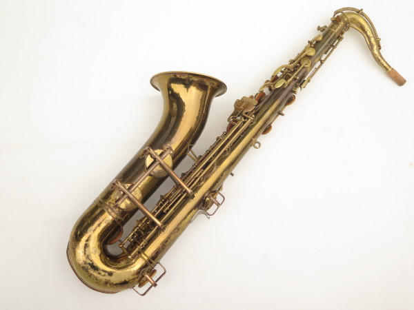 Saxophone ténor Buescher Aristocrat verni gravé (14)