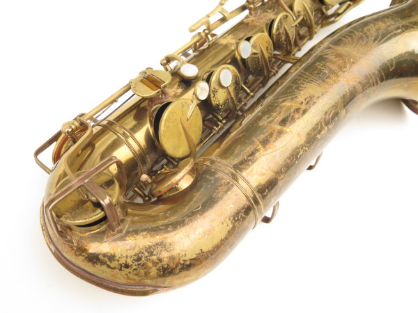 Saxophone ténor Buescher Aristocrat verni gravé (2)