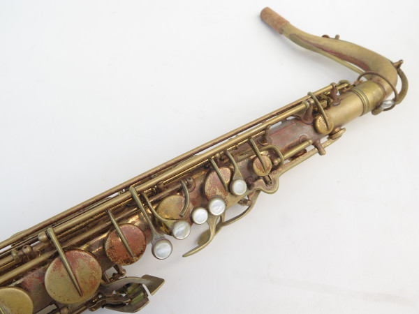 Saxophone ténor Conn transitionnel verni gravé (3)