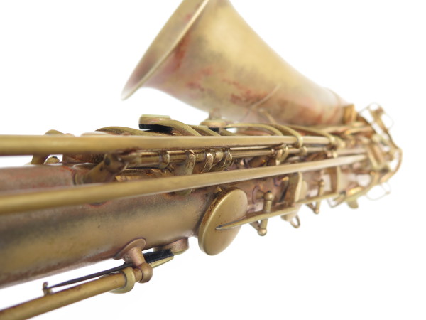 Saxophone ténor Conn transitionnel verni gravé (6)